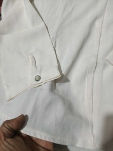 Chic White Long-Sleeve top