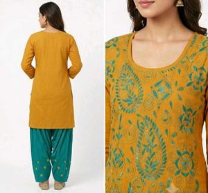 beautiful chicken curry suit