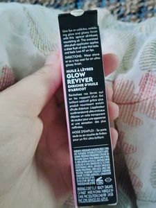 E.l.f. Lip Gloss sealed fresh new