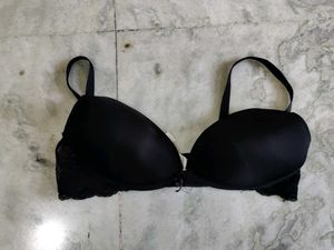 38C Black Cupped Non Wired Bra