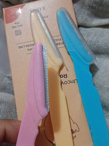 Sanfe Eyebrow Touch Up Razor