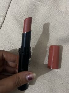ME-ON Lipstick - Nude Pink