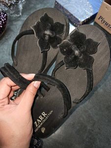 Zarr Floral Flip Flops