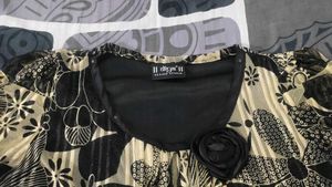 staylish mesh Top