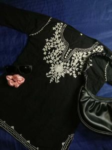 Embroidered Black Short Kurti 💅🏻
