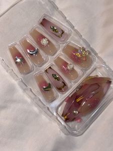 ✨🧚🏻‍♀️Whimsical 🧚🏻‍♀️Press-On Nails 💅