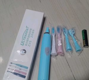 Electronic Tooth Brush 🪥 (On Huge Discount 😮)
