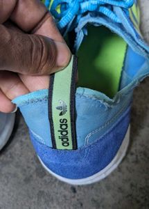 Adidas Originals SL 7200 Low-Top Sneakers