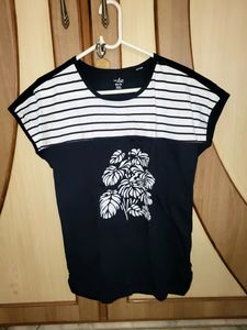 Black Tshirt For Sale