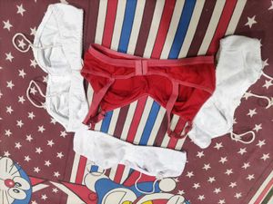 Set of 4 Bras - Red &amp; White