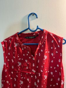 Red Floral Sleeveless Kurti