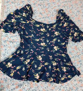 Floral Print Top 💐