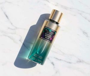 Victoria's Secret Santal Berry Silk Body Mist