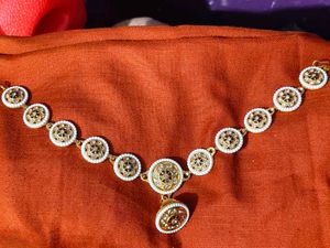 New mangtika or necklace both type wearable