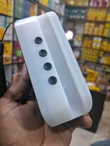 ROBOTEK B.T SPEAKER 🔊 👌 Zoom