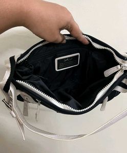 DKNY Quilted Y2k trending Baguette
