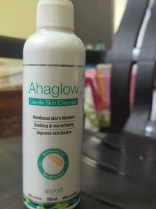 Aha Glow Gentle Skin Cleanser