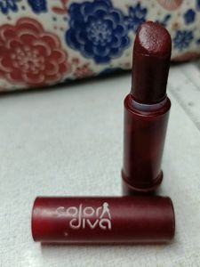 Orange Lipsticks ...💄(ONLY  1 - Peace)