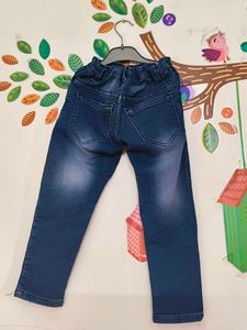 Boy's  Combo of 2 jeans 4-6years