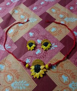 Handmade Necklace Earrings &amp; Keychain