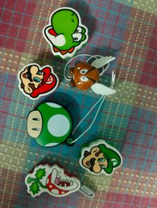Super Mario &amp; Friends Charms Set