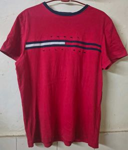 Tommy Hilfiger Red T-Shirt