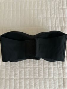 WESTSIDE Seamless Strapless Black Bra