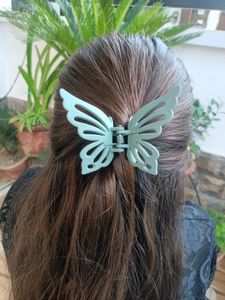 Matte Butterfly Claw