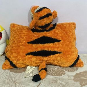 leopard and tiger pillow
