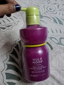 Hula Hoop Exfoliating Body Wash