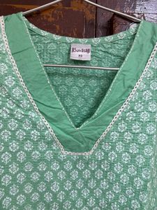 Green Printed V-Neck Kurta set