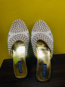 Elegant Pearl Embellished Heels
