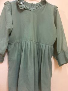 Chic Green Pleated Tunic Top