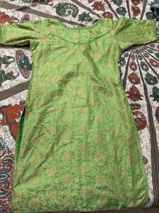 Parrot Green Boat Neck Kurta