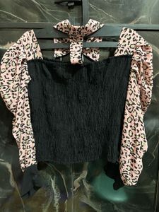 Chic Leopard Print Puff Sleeve Top