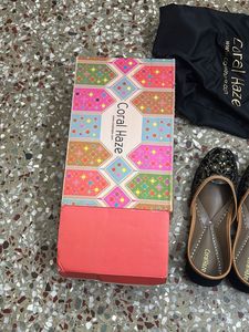 Coral Haze Embroidered Juttis