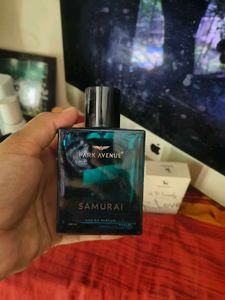 pack of 8 perfumes