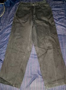 Classic Black Wide-Leg Jeans