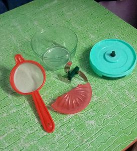 Vegetable Chopper &amp;3 Other Kitchen Tools