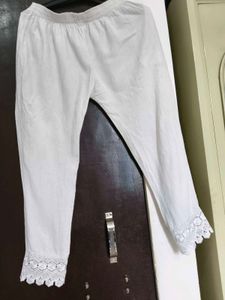 White Cotton pant with Lace Detail