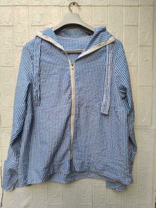 New with tag Chic Striped Zip-Up Hoodie Shirt