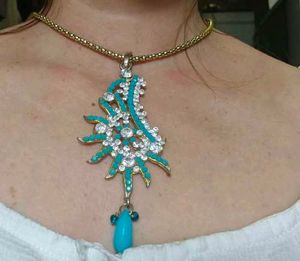 Stunning Turquoise &amp; Crystal Pendant Necklace