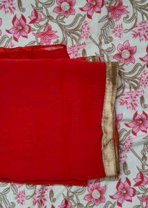 Red dupatta