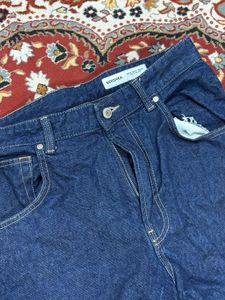 Unisex Bershka Raw Demin Jeans + free belt*