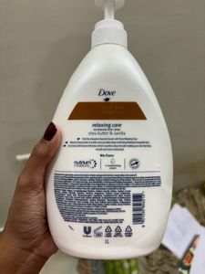 Dove Relaxing Care Body Wash 1L