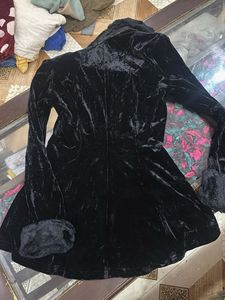 Elegant Black Velvet top/short dress with Faux Fur