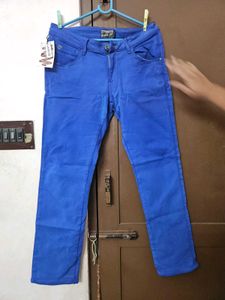 Blue New and Unused jeansL