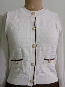 Elegant White Knit Cardigan