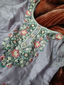 Embroidered Lavender Kurta