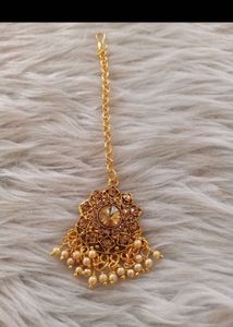 Gold plated Necklace Set with Earrings &amp; Maangtikk